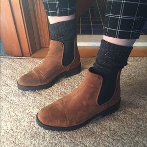 Brown chelsea ankle  boots